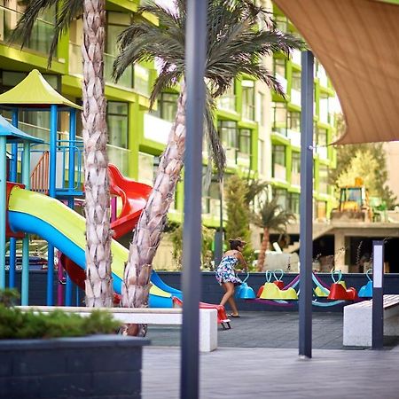 Fanta Sea Apartament Spa N Pool Beach Resort Нэводари Экстерьер фото