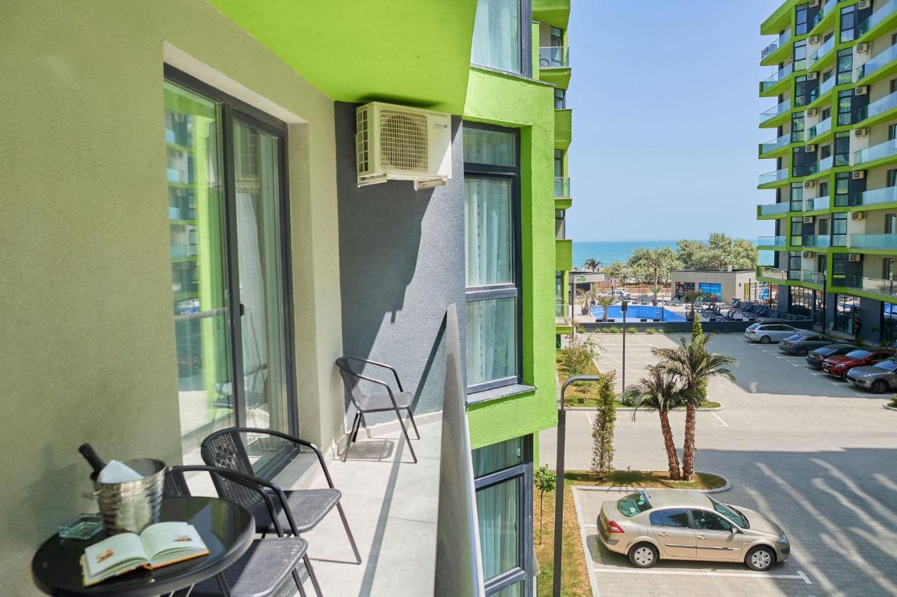 Fanta Sea Apartament Spa N Pool Beach Resort Нэводари Экстерьер фото