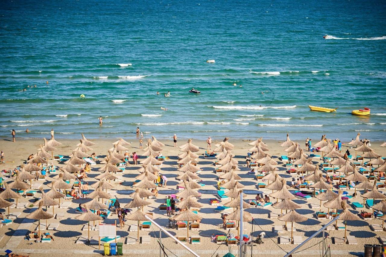 Fanta Sea Apartament Spa N Pool Beach Resort Нэводари Экстерьер фото